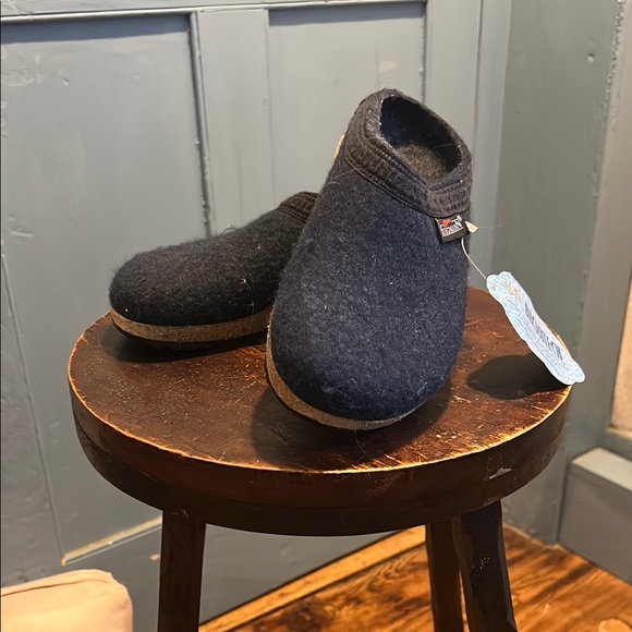 Stegmann Cozy Wool Clogs - Picture 1 of 4